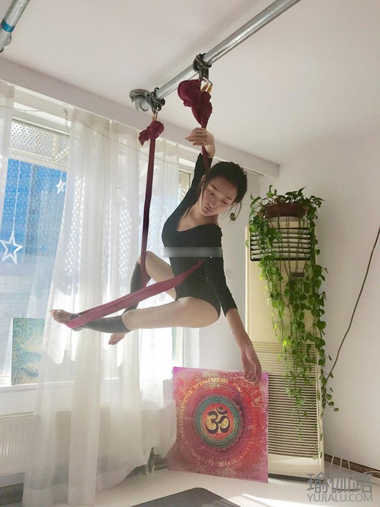 95后瑜伽女神李羽桐图8